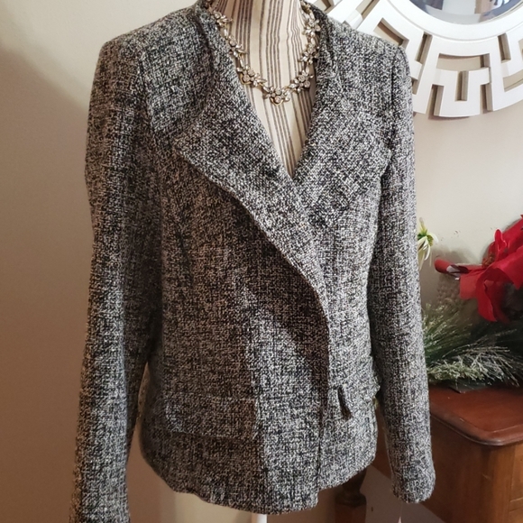 Tweed Style Blazer - Picture 4 of 8